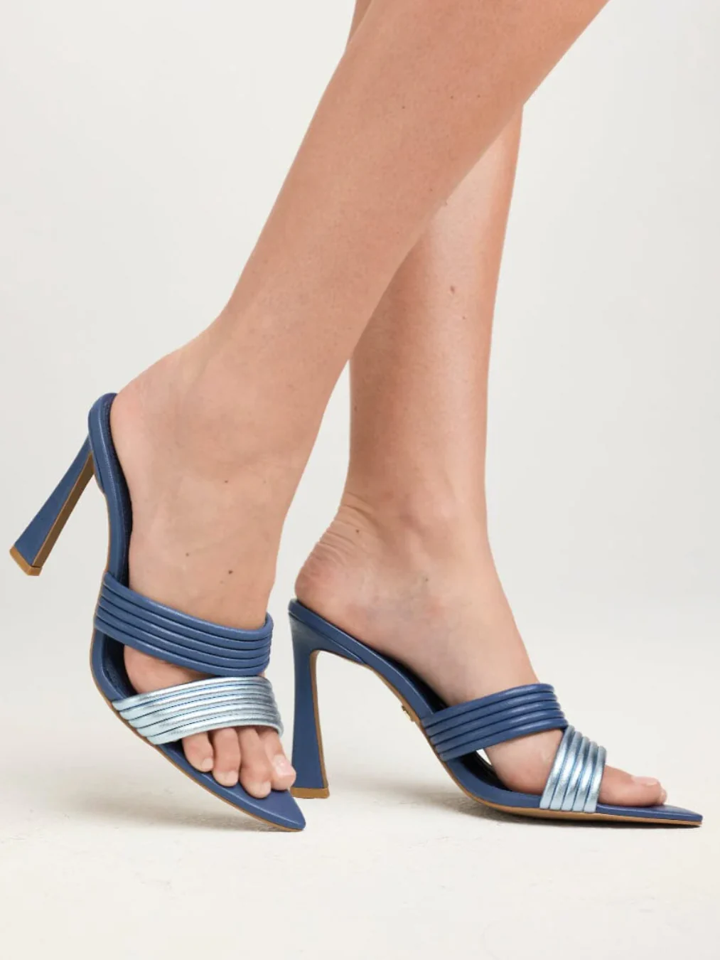Adly Blue Heel - Image 3