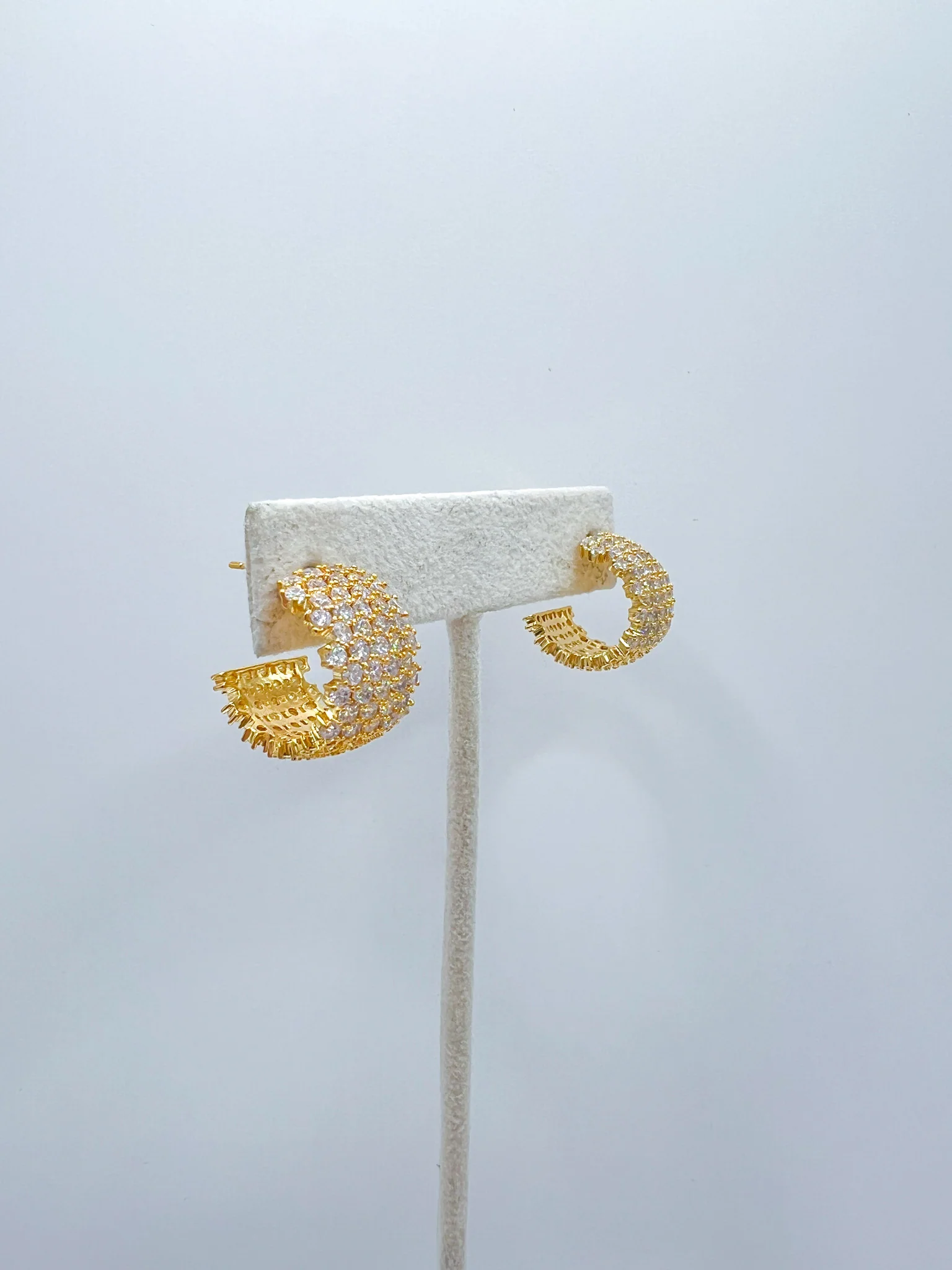 Glitter Huggies - Image 3