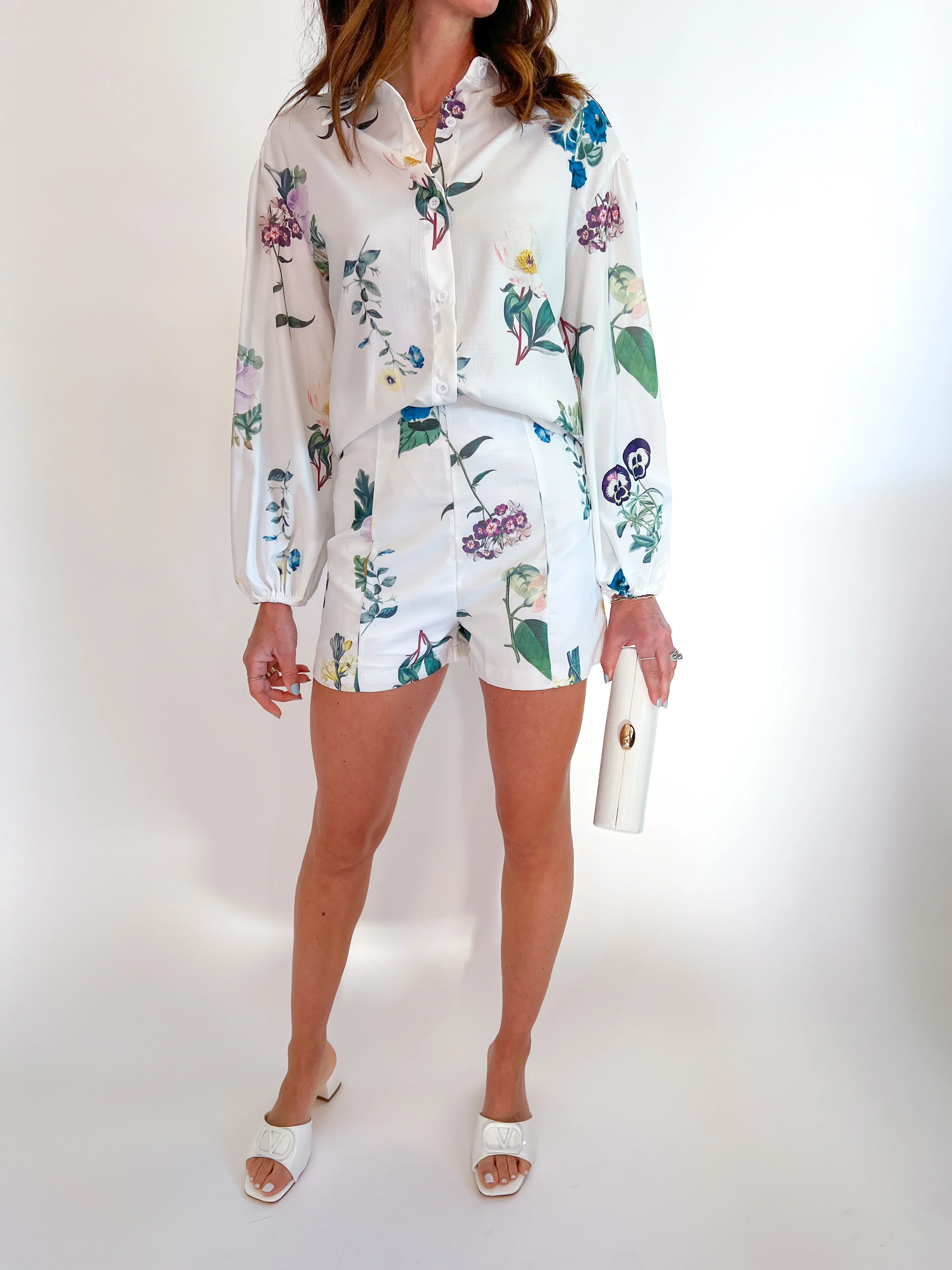 High-Waisted Floral Linen Shorts Set - Image 2