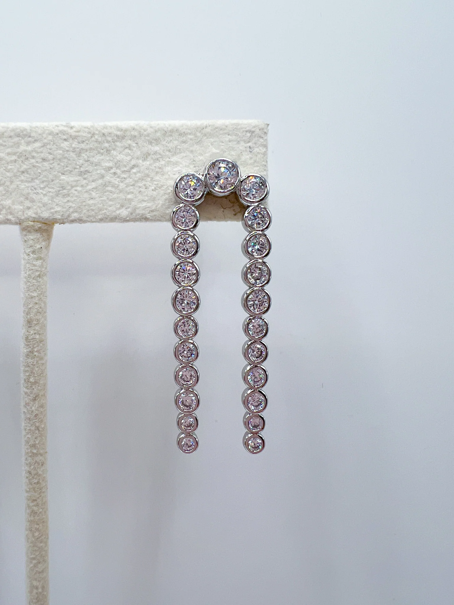 Marlowe Statement Earring - Image 2
