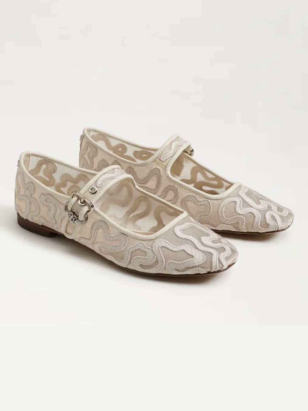 Michaela Ivory Modern Mesh