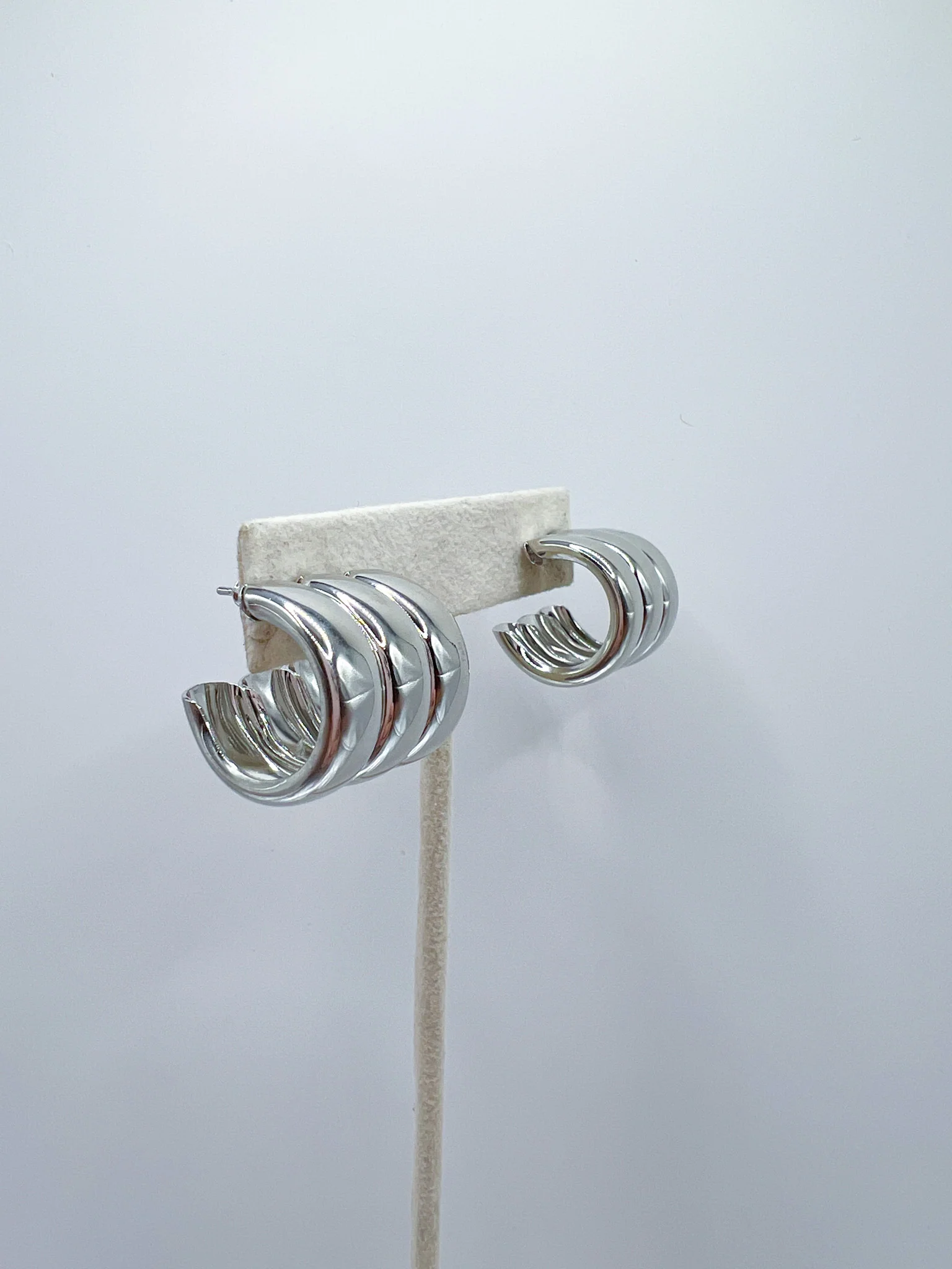 Nicole Hoop Earring - Image 3