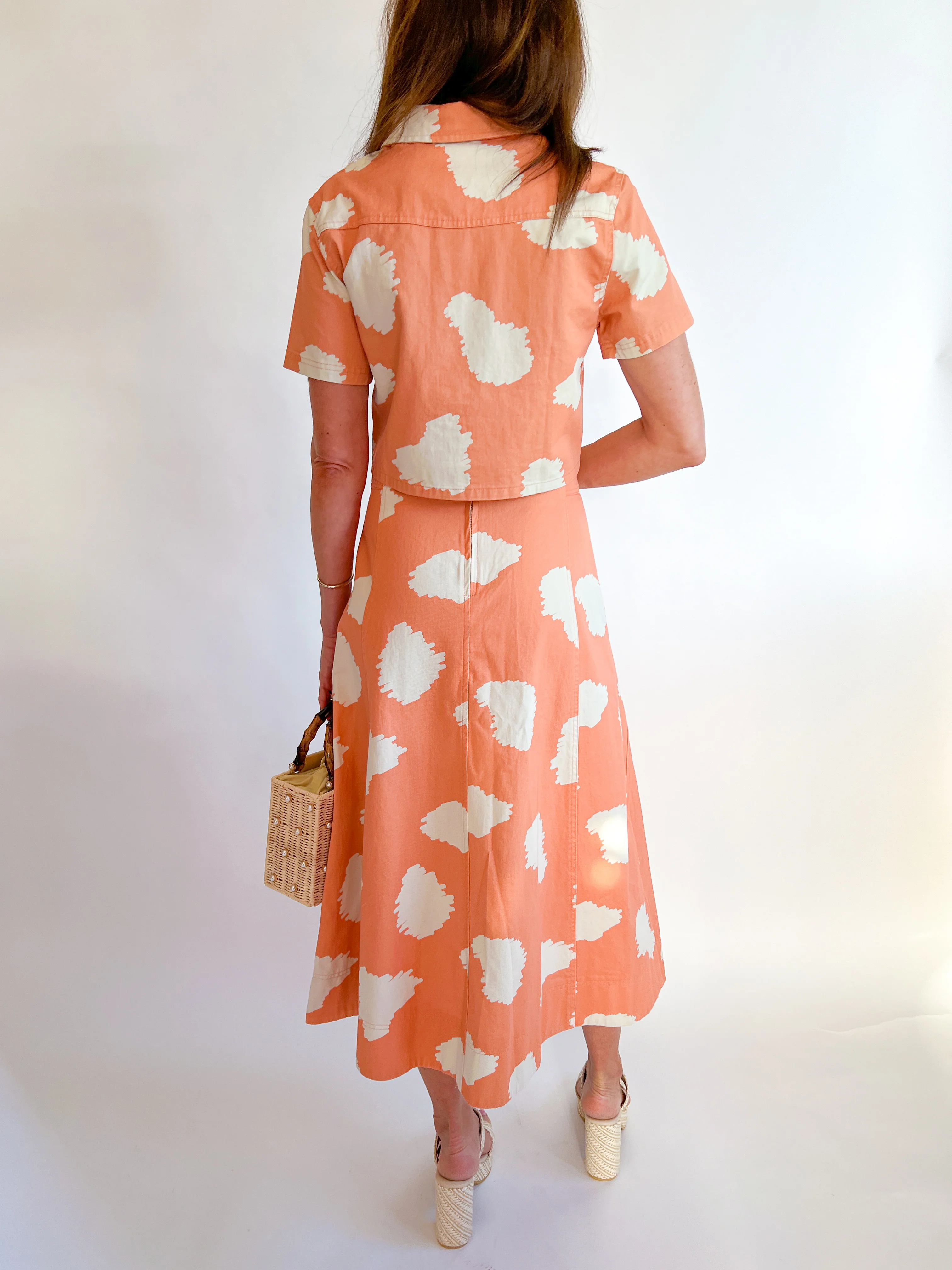Abstract Print Button Down Cropped Shirt - Image 3