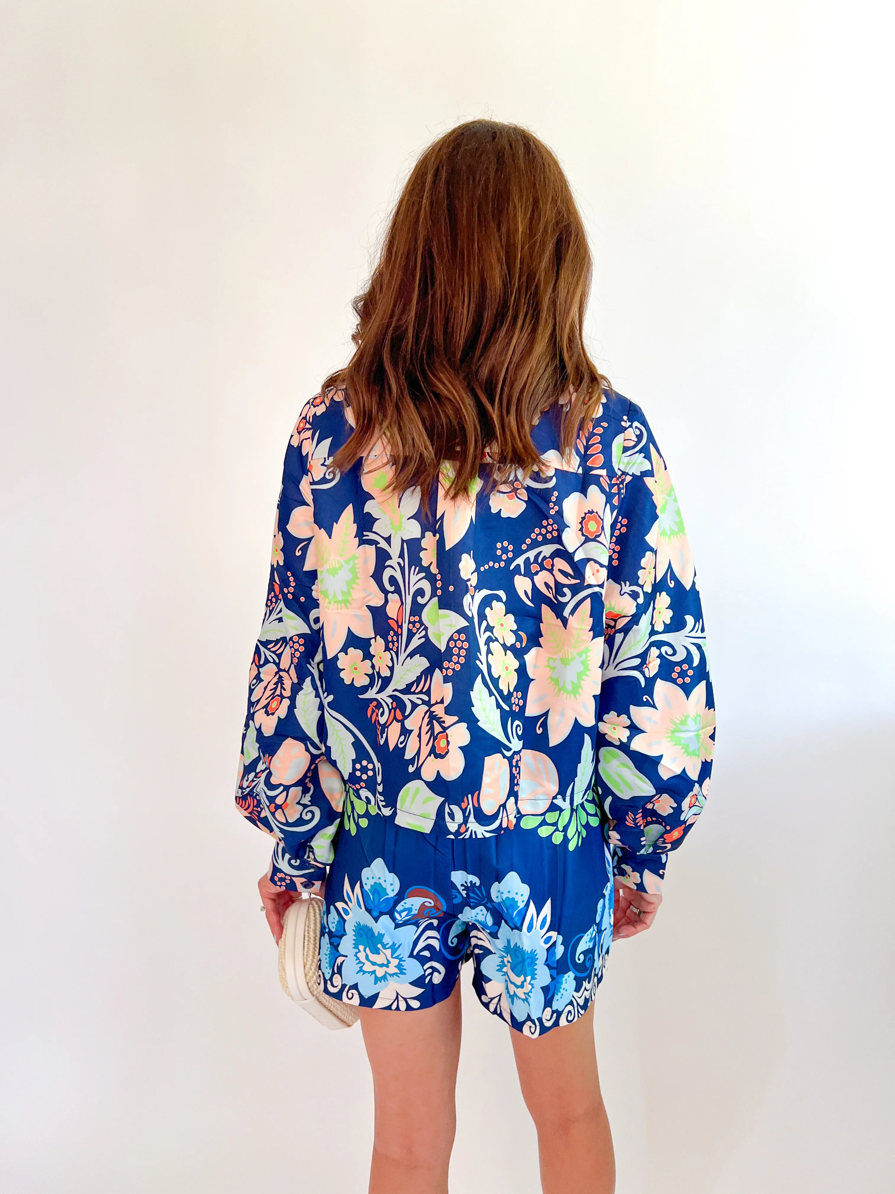 Geometric Blouse and Shorts Set - Image 3