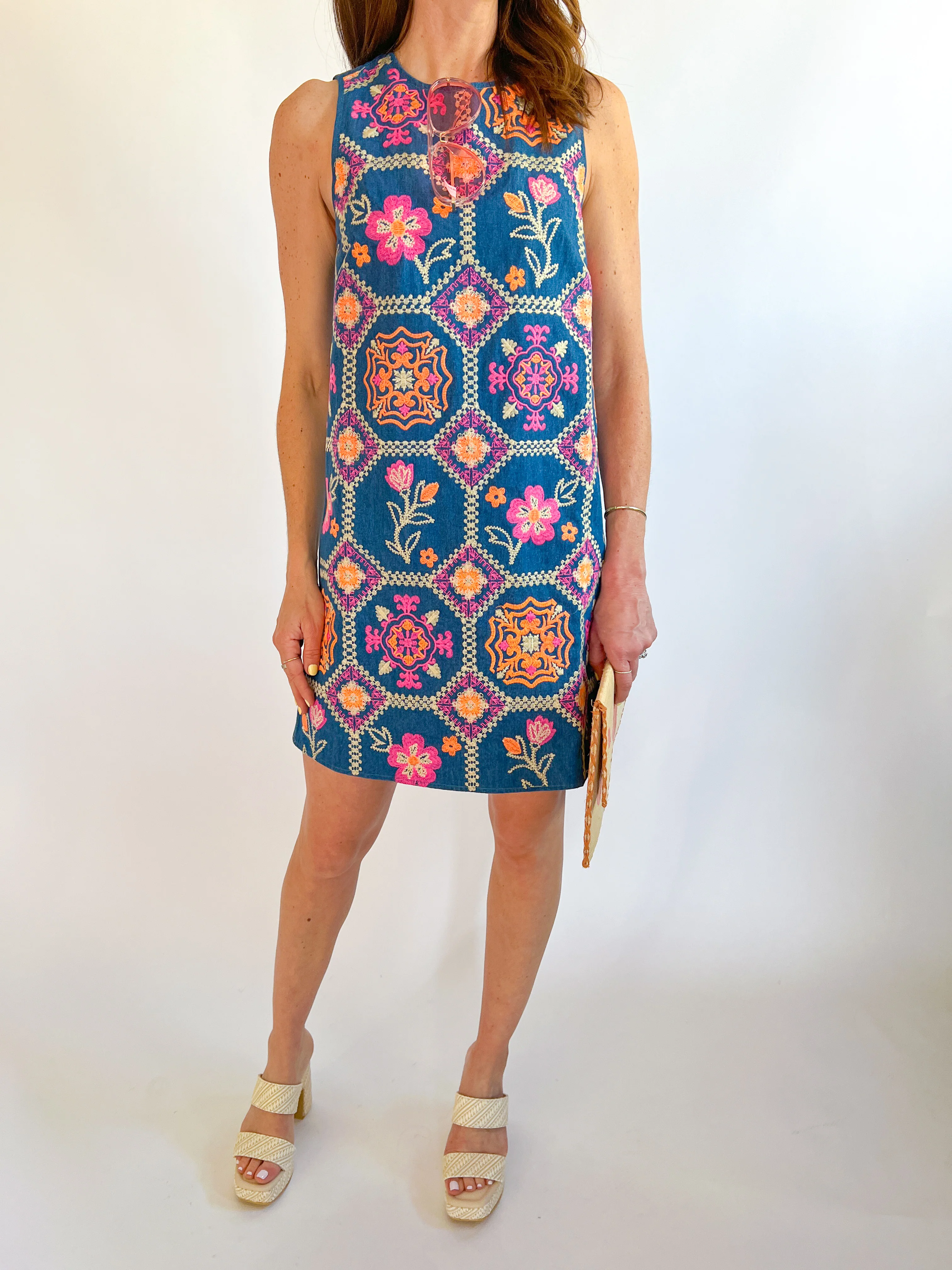 Mollie Sleeveless Embroidery Dress - Image 3