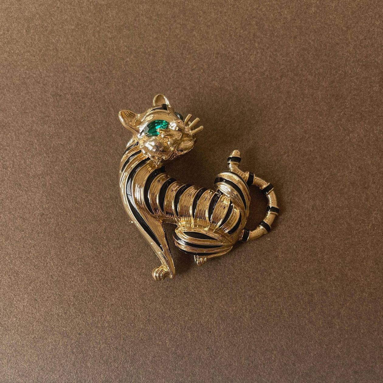 Fairy Animal Dazzling Brooch - Image 2